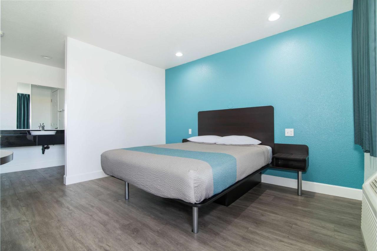 Motel 6-Moreno Valley, Ca - Perris Buitenkant foto