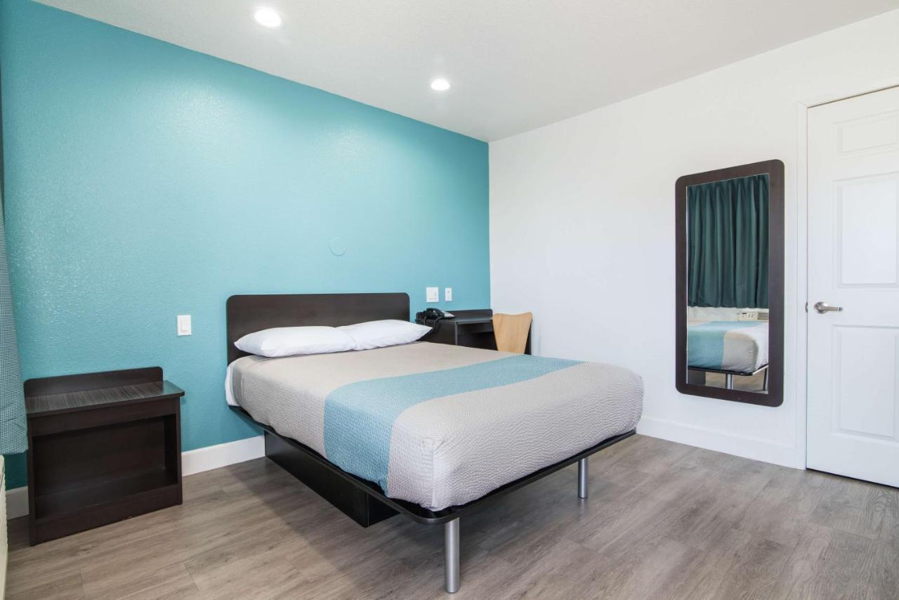 Motel 6-Moreno Valley, Ca - Perris Buitenkant foto