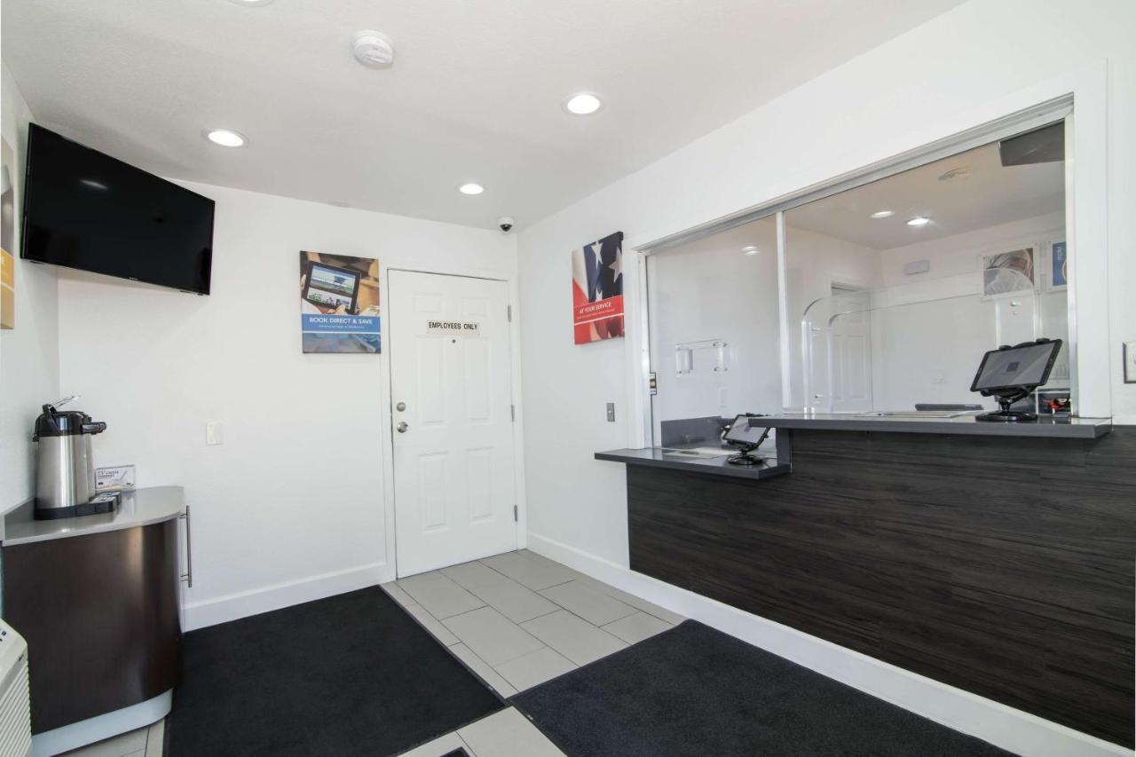 Motel 6-Moreno Valley, Ca - Perris Buitenkant foto